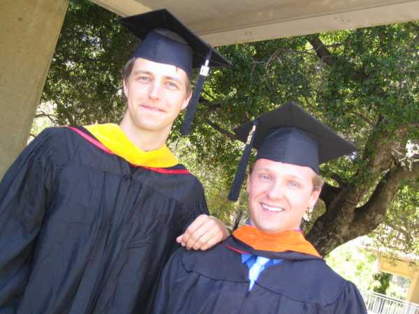 Grad 014.jpg 6/18/2006 5:58:14 PM